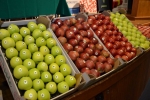Na konferencji nie mogło zabraknąć jabłek (fot. facebook.com/centrumkongresoweup)