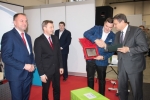 Gratulacje laureatowi składał starosta lubelski Paweł Pikuła