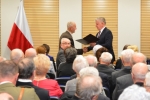 Marszałek wręcza wyróżnienia z okazji 100. rocznicy odzyskania przez Polskę Niepodległości