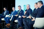 Paneliści pierwszego bloku debaty „Transformacja energetyczna – szanse i zagrożenia”. Fot. Małgorzata Genca /  Polska Press