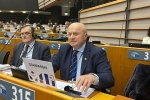 Marszałek Województwa Lubelskiego Jarosław Stawiarski podczas sesji plenarnej Komitetu Regionów