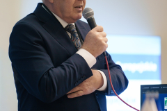 DSC07000