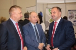 Na stoisku województwa lubelskiego, od lewej: kierownik Antoni Skrabucha, starosta opolski Zenon Rodzik, wicemarszałek Grzegorz Kapusta