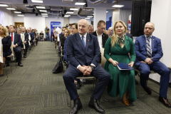 20251215112341__R5_6578