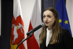 20251215120637__R5_6763