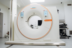 Sprzęt medyczny - rezonans magnetyczny