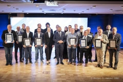 Członek Zarządu WL Jarosław Kwasek stoi przed mikrofonem w sali konferencyjnej, na zdjęciu widać też pierwsze rzędy w których siedzą uczestnicy