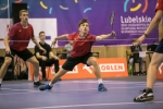 zawodnicy podczas meczu w badmintona podczas OOM