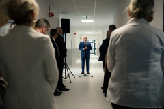 Marszałek Województwa Lubelskiego Jarosław Stawiarski podczas otwarcia Regionalnego Centrum Pulmunologii