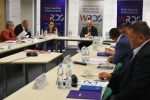 Marszałek Województwa Lubelskiego Jarosław Stawiarski otwierający posiedzenie Prezydium WRDS WL