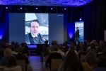 Z młodzieżą zgromadzoną w LCK połączył się odtwórca głównej roli, aktor Sebastian Fabijański
