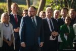 Uroczystość odsłonięcia tablicy upamiętniającej mord Żydów w Serokomli