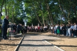 Uroczystość odsłonięcia tablicy upamiętniającej mord Żydów w Serokomli