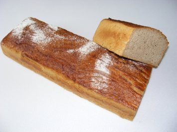 chleb zytni naturalny