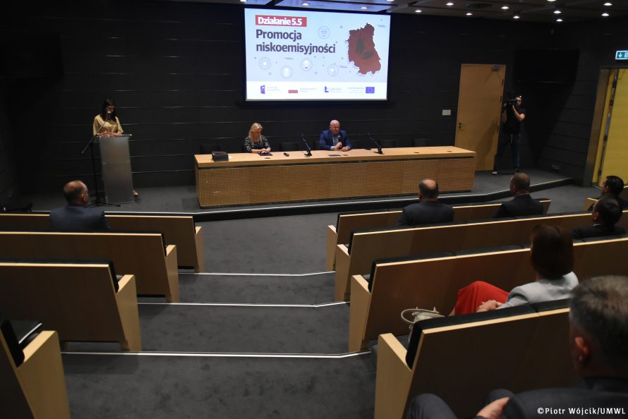 Wręczenie umów w ramach Działania 5.5 Promocja niskoemisyjności