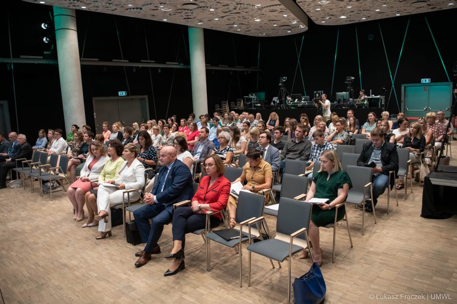 Uczestnicy konferencji upowszechniającej standard mieszkań wspomaganych dla osób chorujących psychicznie