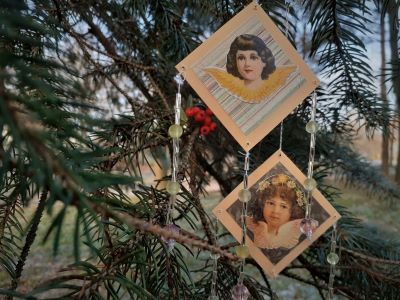 ozdoOzdoby choinkowe wiszące na choinceby choinkowe