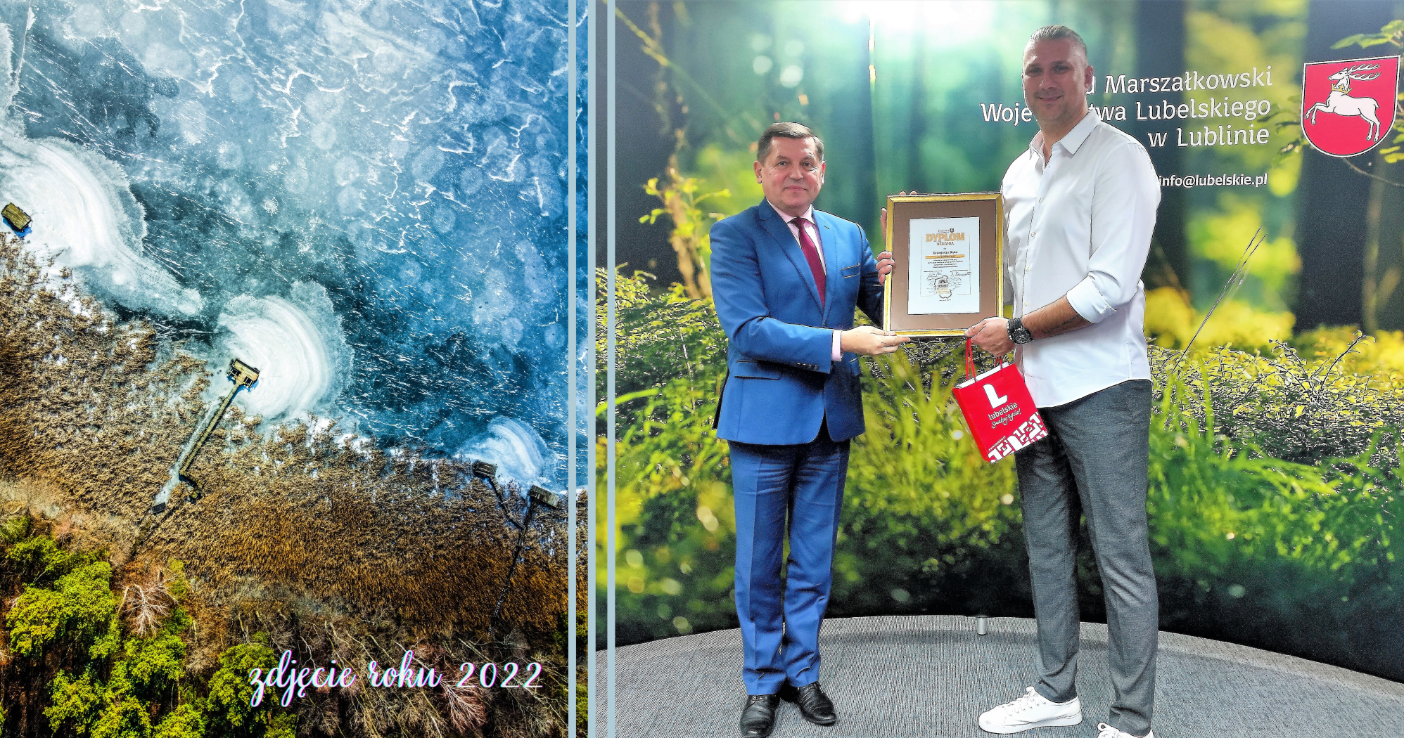 Po lewej: zdjęcie roku 2022 (widok z lotu ptaka na jezioro, kładkę i kawałek lądu z nagimi drzewami w zimowej szacie), a po prawej autor zdjęcia z osobą wręczającą. Razem trzymają dyplom.