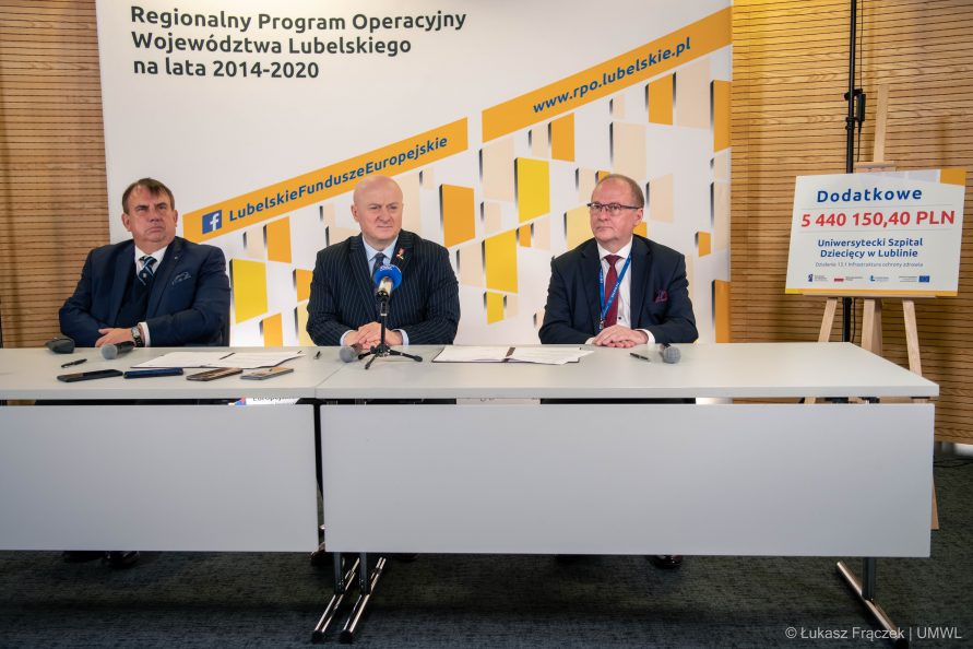 Podpisanie umowy zwiększające dofinansowanie na przebudowę szpitala dziecięcego