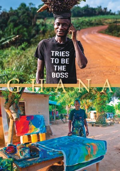 czarnoskóry mężyczyzna z kolorowymi płótnami