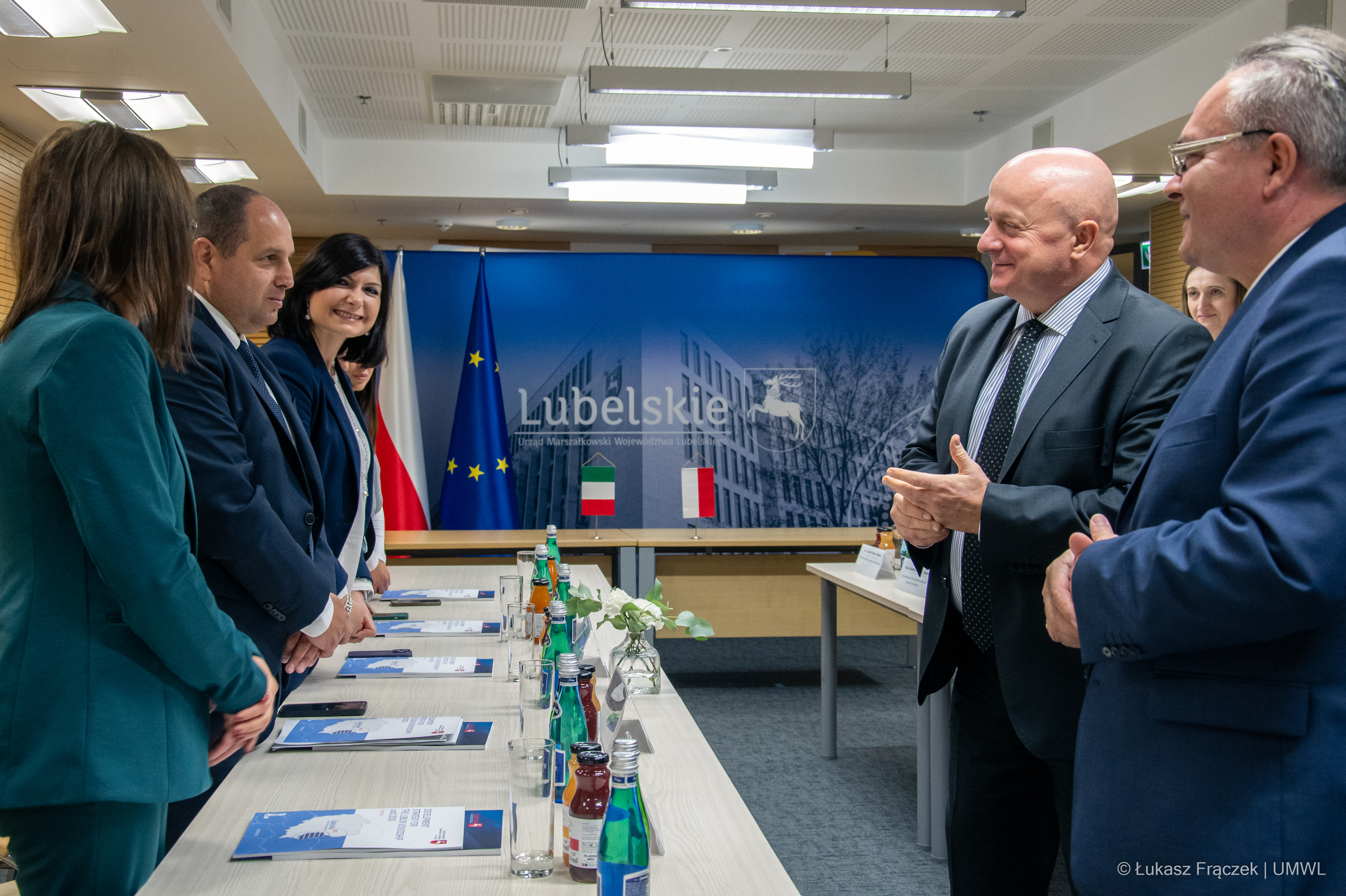 Marszałek WL i wicemarszałek WL w rozmowie z przedstawicielami regionu Lacjum