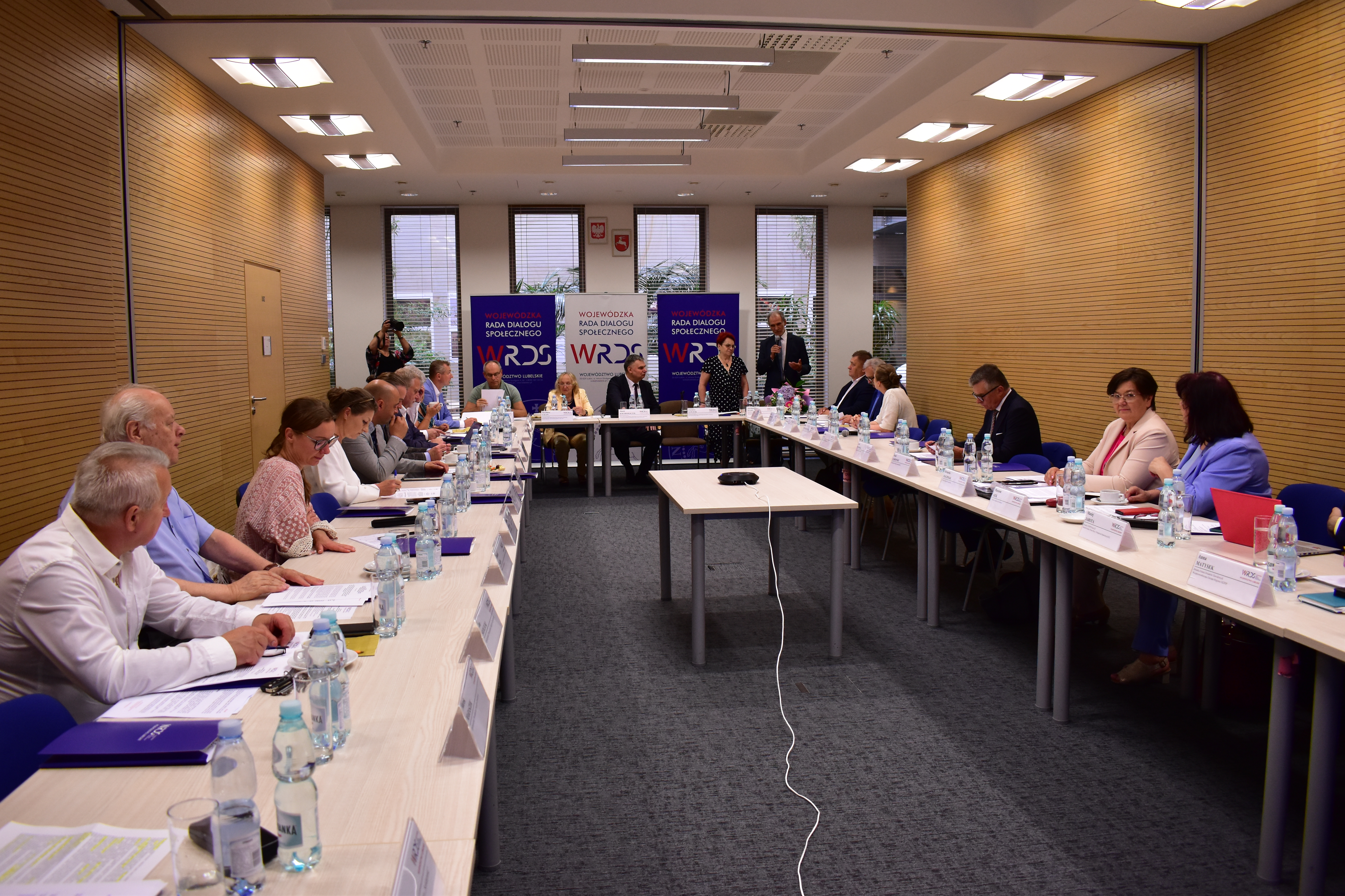 Członkowie WRDS WL podczas posiedzenia