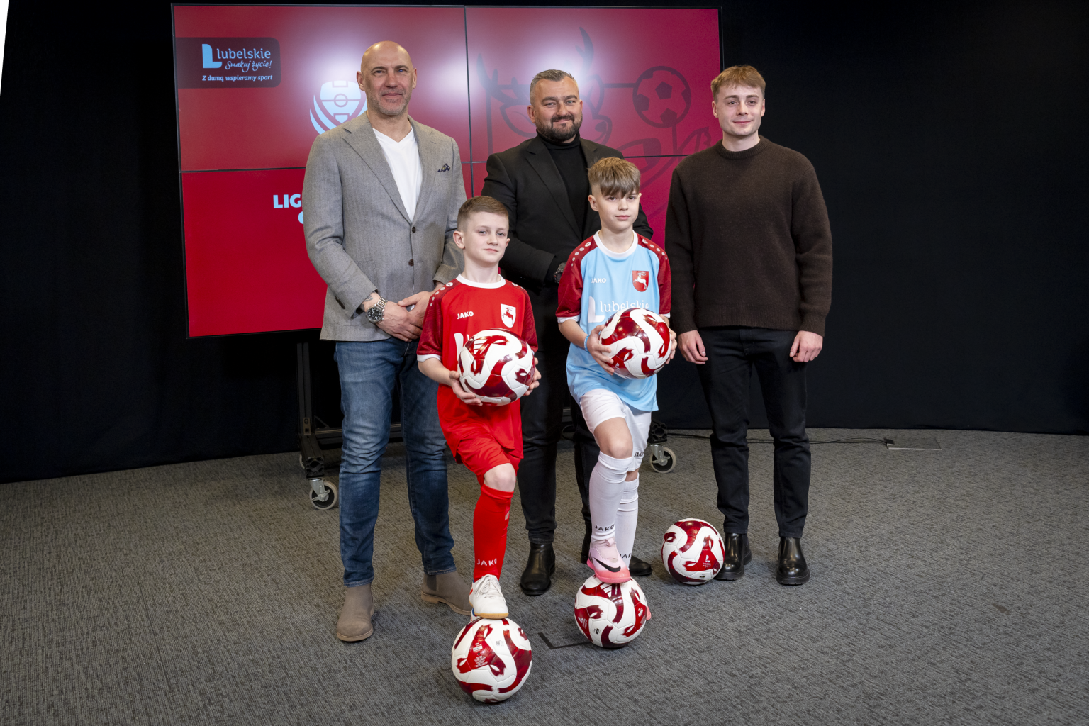 Uczestnicy konferencji zapowiadającej turniej Ligi Mistrzów o Puchar Marszałka Województwa Lubelskiego 2025