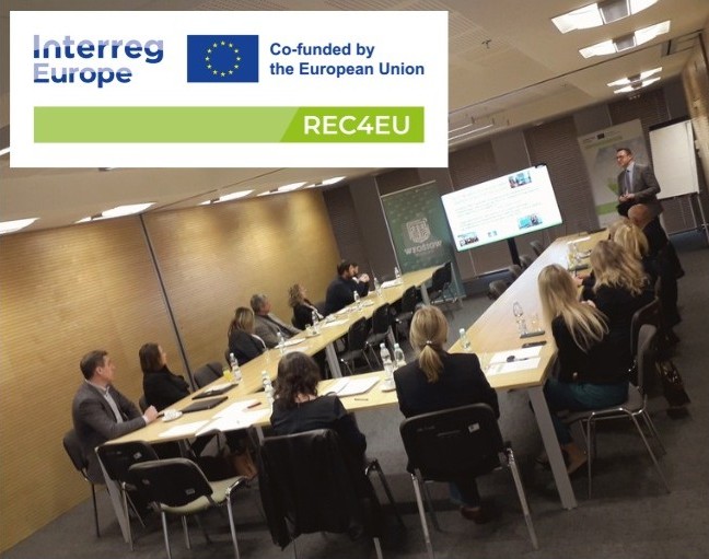Uczestnicy spotkania w ramach projektu REC4EU.